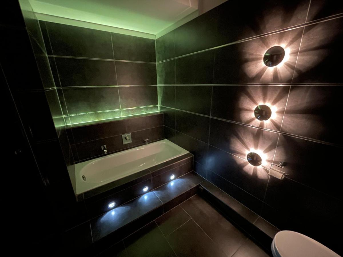 Truretreats Design Loft Fuer 8 Personen I Riesige Kueche I Echarger I 65Z Smarttv I 150Qm Apartment Hamburg Exterior foto